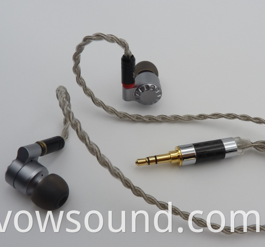 Hi-Res in-Ear Earphone